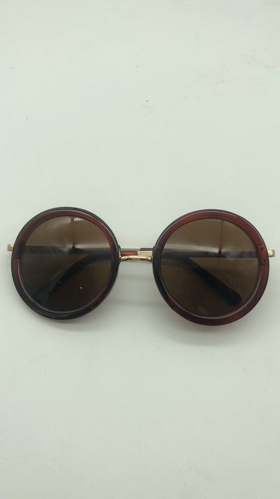 Big round sunglasses with black frames and dark lenses, featuring silver-colored temples. - Image 6