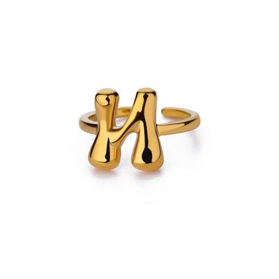 Anillo de Letras Bubble Dorado en Oro 18K Chapado - Image 19