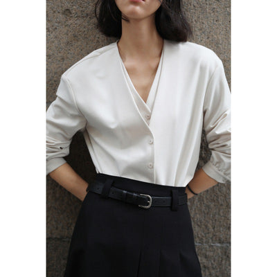 Blusa Elegante con Efecto Capas y Mangas Abullonadas - Image 6