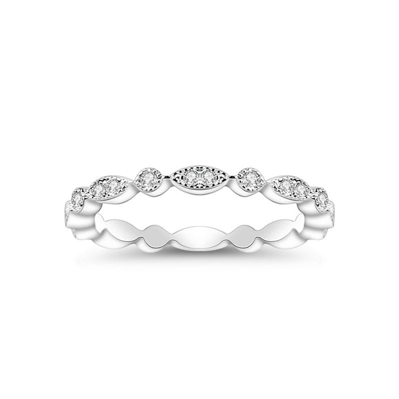 Anillo de Plata 925 con Baño de Oro Blanco y Moissanita de Línea Completa
