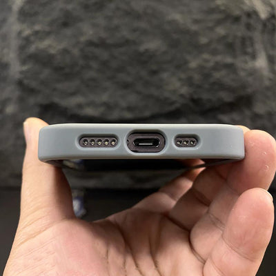 Funda Magnética Transparente Antigolpes con Efecto Esmerilado - Image 23