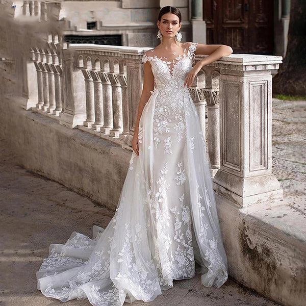 Vestido de Novia Blanco Escote Redondo Efecto Reductor con Cola de Pez Reversible - Image 6