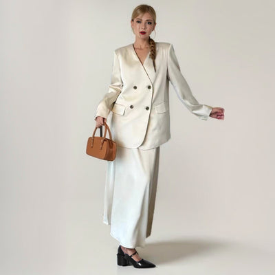 Traje Ejecutivo de Doble Botonadura para Mujer - Image 14