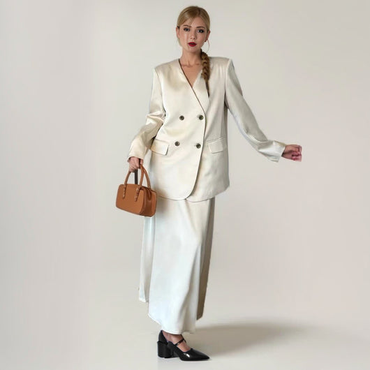 Traje Ejecutivo de Doble Botonadura para Mujer - Image 14