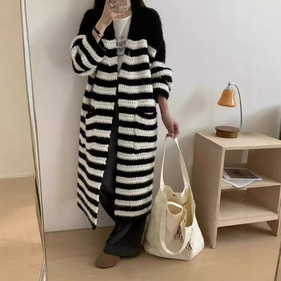 Suéter Cardigan Holgado y Cómodo para Mujer - Diseño Otoñal - Image 11