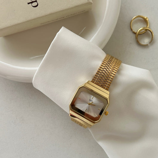 Reloj de Lujo Minimalista para Mujer con Esfera Grande Cuadrada - Image 4