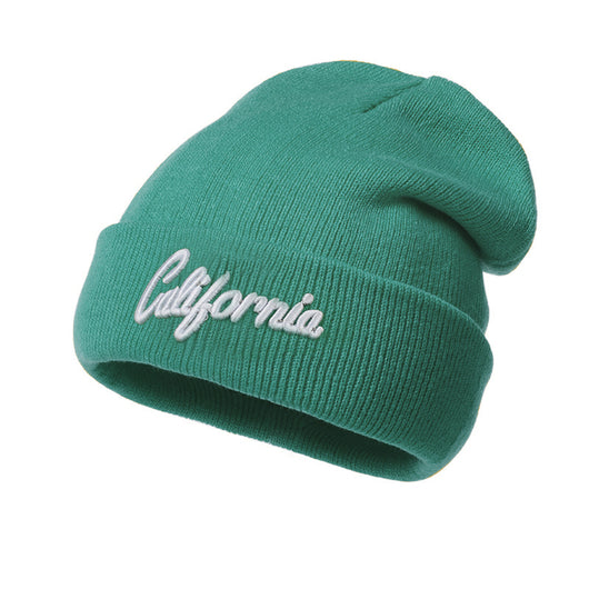 Gorro Tejido con Letras 3D Bordadas - Image 6