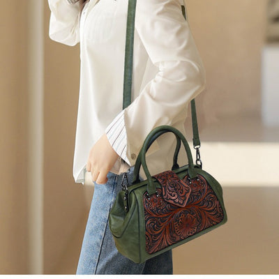 Bolso de Cuero Artesanal Tallado para Mujer con Diseño Asimétrico - Image 4