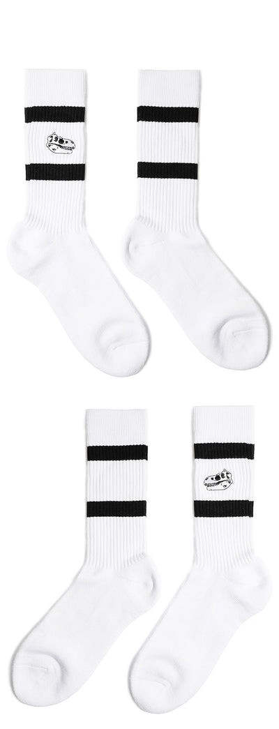 Calcetines Blancos con Bordado, Altura Media y Suela Gruesa - Image 9