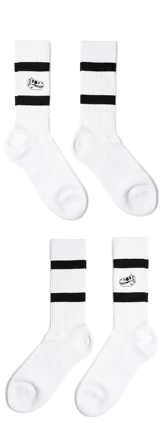 Calcetines Blancos con Bordado, Altura Media y Suela Gruesa - Image 9