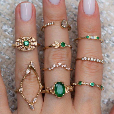 Anillo de Esmeraldas y Diamantes