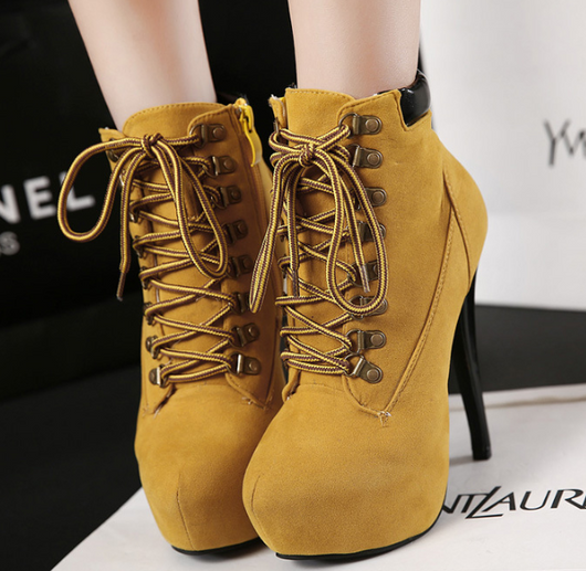 Botas Martin de Tacón Stiletto con Tiras Cruzadas - Image 15