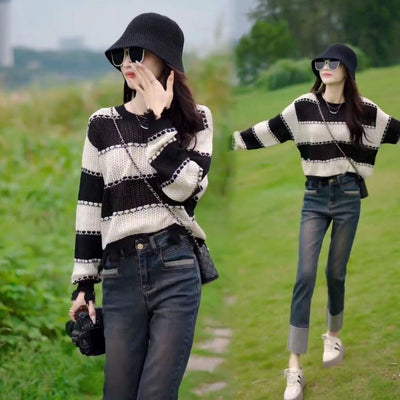 Blusa Coreana Casual con Detalles Calados y Empalmes