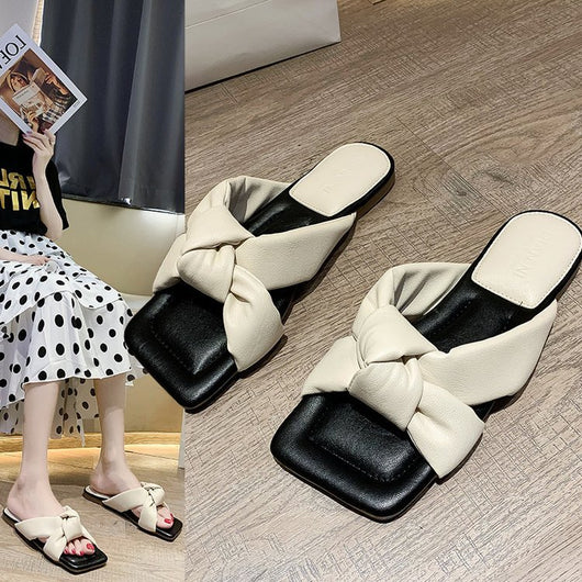 Pantuflas Retorcidas de Moda - Image 3