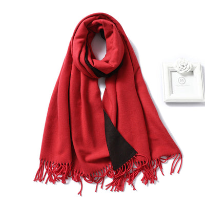 Bufanda Roja Bicolor con Flecos Elegante - Image 10