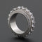 Anillo Hip-hop Giratorio con Diamantes y Circones Micro Incrustados