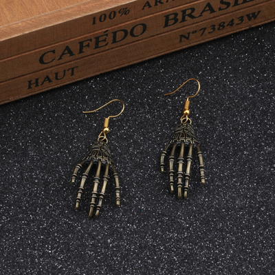 Aretes de hueso de Halloween - Image 3