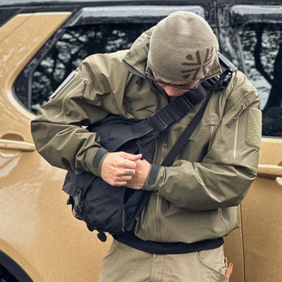 Chaqueta Impermeable y Cortavientos con Capucha para Hombre y Mujer - Image 12