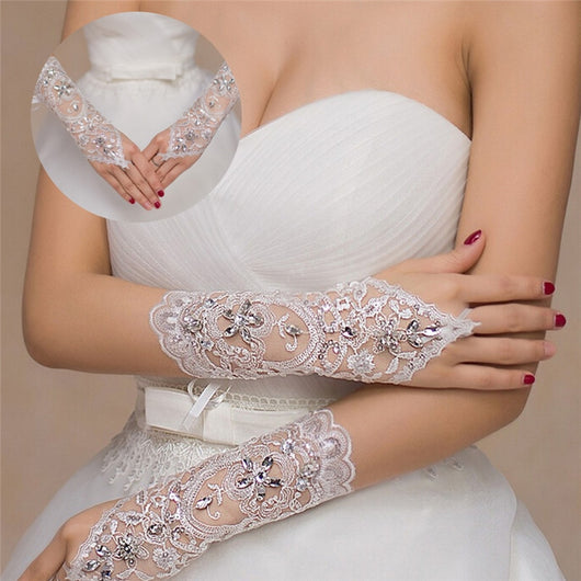 Guantes Elegantes para la Madre en la Boda