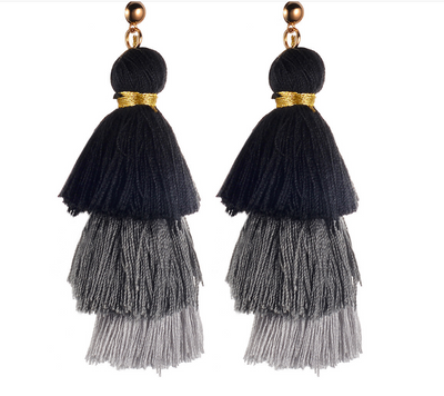 Aretes de Borlas de Algodón con Degradado Tricolor - Image 4