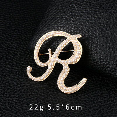 Broche Personalizado con Iniciales en Perlas - Alfiler Elegante para Mujer - Image 32