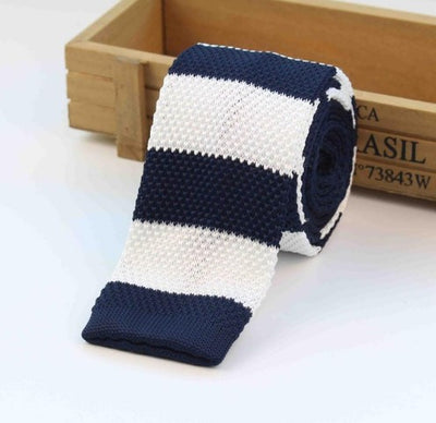 Corbata Tejida Delgada a Rayas para Hombre - Diseño Moderno y Sofisticado - Image 3