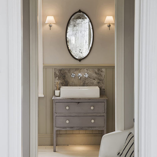 Lámpara de Pared Minimalista con Pantalla de Tela para Mesita de Noche - Image 13