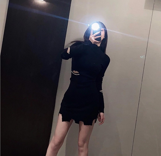 Vestido Corto Tejido Negro Elegante - Image 2