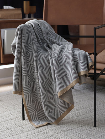 Manta de Lana Chenille Tejida Gris Premium - Image 4