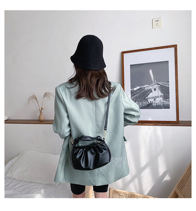 Bolsa Crossbody Nube - Diseño Moderno y Versátil - Image 13