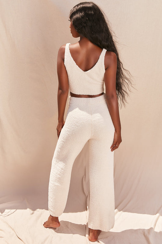 Conjunto de Chaleco V-Neck y Pantalón Elegante - Image 7