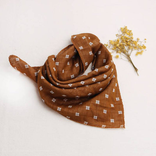 Pañoleta Triangular de Algodón para Bebé - Babero Versátil Unisex - Image 10