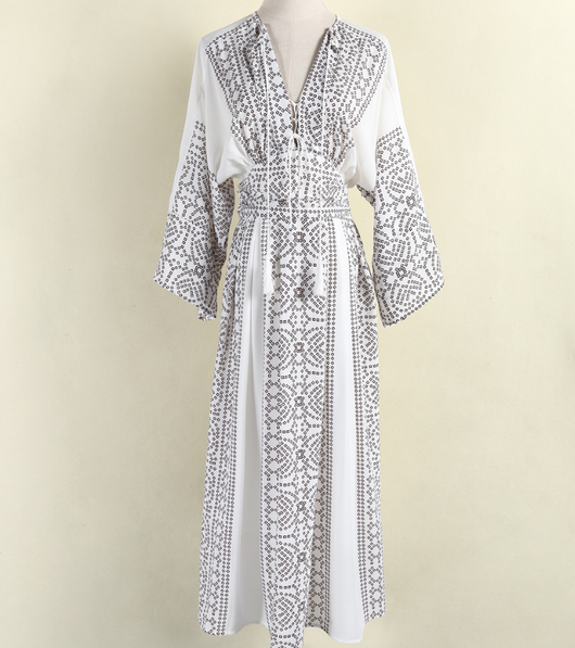 Vestido Kimono Moderno con Encaje y Estampado de Puntos - Escote en V Europeo - Image 11