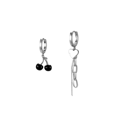 Aretes Asimétricos Corazón Cereza con Borla - Image 11