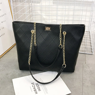 Bolso de Hombro con Cadena Elegante - Image 5