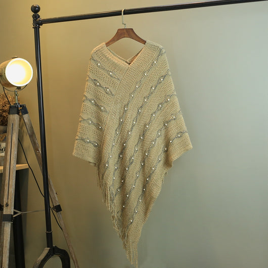 Blusa Cape con Mangas Murciélago y Detalles de Cuentas - Image 9