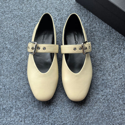 Zapatos Casuales de Cuero para Mujer con Hebilla Decorativa - Image 10
