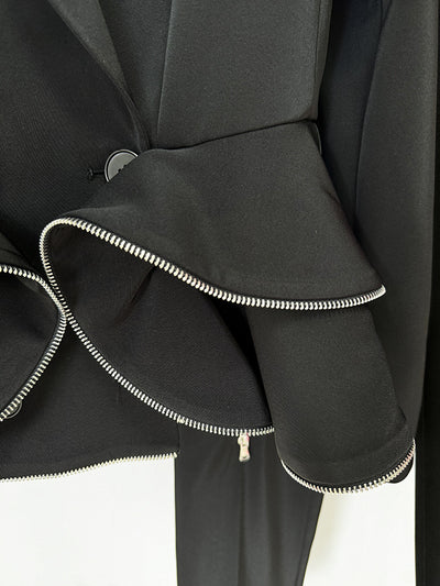 Traje Ejecutivo Dos Piezas con Blazer Ajustado y Pantalón Entallado - Image 13