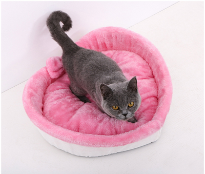 Cama Ortopédica en Forma de Corazón para Mascotas - Cómoda y Acogedora