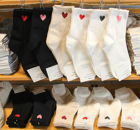 Calcetines de Algodón Puro Medianos con Diseño Liso Love