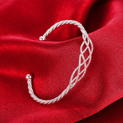 Pulsera Minimalista de Líneas Elegantes - Image 4