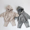 Conjunto Deportivo Infantil con Sudadera con Capucha y Pantalones