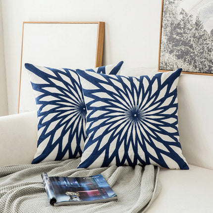 Funda de Almohada Bordada Clásica sin Relleno - Image 7