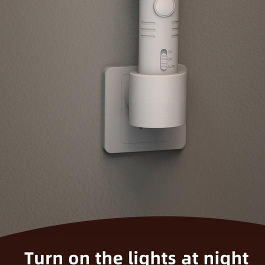 Lámpara LED Inductiva Recargable con Linterna para Caminantes - Image 9