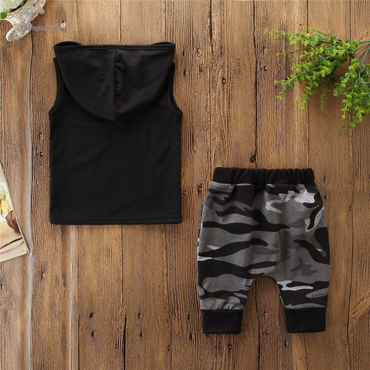 Conjunto de 2 Piezas para Niño: Playera sin Mangas con Capucha y Pantalón Camuflaje - Image 3