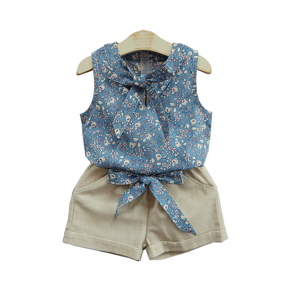 Conjunto de Chaleco sin Mangas con Moño y Shorts