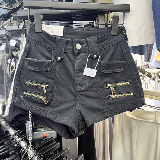 Shorts Denim con Cadena Decorativa - Estilo Fashion - Image 11