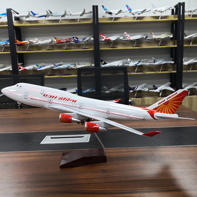 Avión Air India con Ruedas, Luces LED y Detalles de Simulación - Image 12
