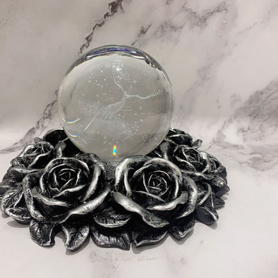 Soporte para Bola de Cristal Rosa en Resina - Decoración de Escritorio - Image 10