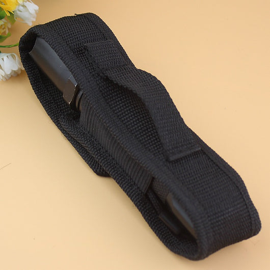 Funda Táctica para Linterna - Nylon Resistente con Clip para Cinturón - Image 3